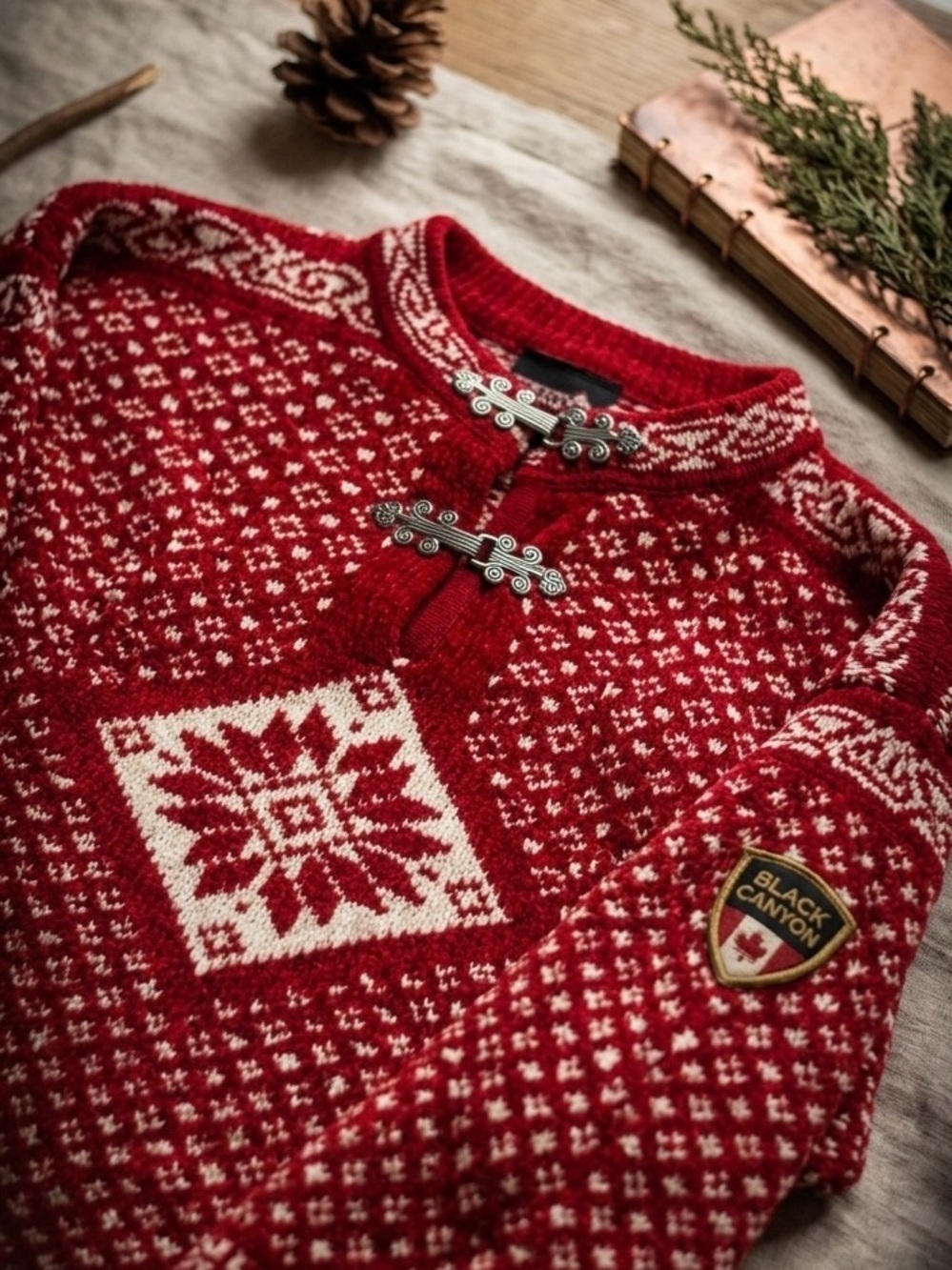 Vintage Black Canyon Red & White Snowflake Toggle Sweater
